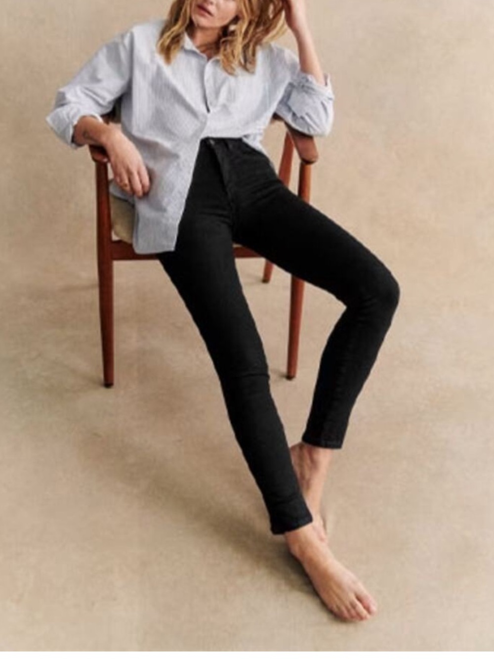 Sezane Slim parfait Classic Black Jeans Staple capsule 90s elevated basics